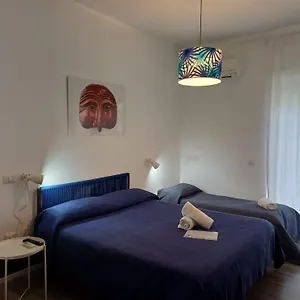 https://nonna-pina-art-rooms.hotels-amalfi.com