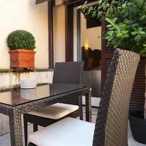 3* Affittacamere Intown Luxury House