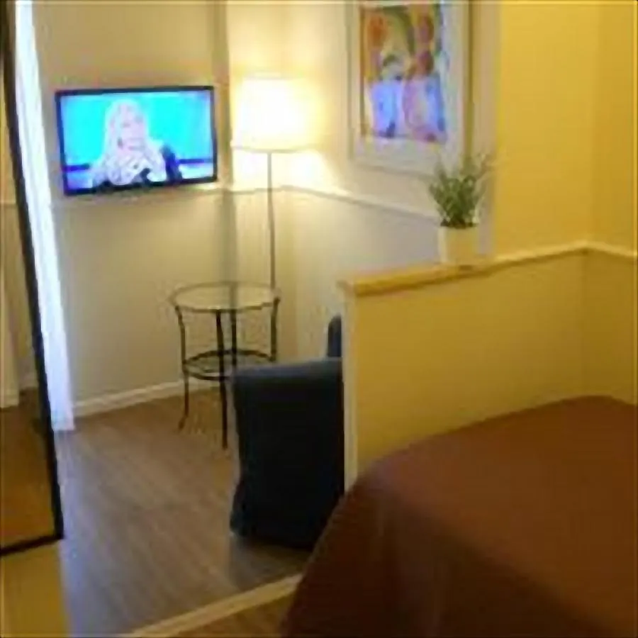 Colfelice Rooms Rome